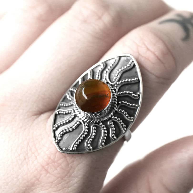 warriors-call-amber-silver-ring-close-up-hellaholics