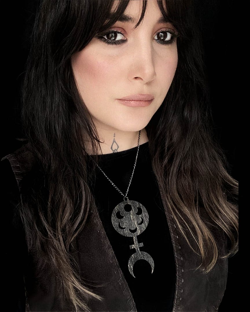 norse-priestess-black-wooden-necklace-hellaholics norse-priestess-black-wooden-necklace-hellaholics