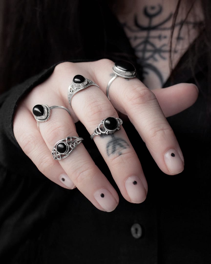 audra-onyx-silver-ring-mix-hellaholics audra-onyx-silver-ring-mix-hellaholics