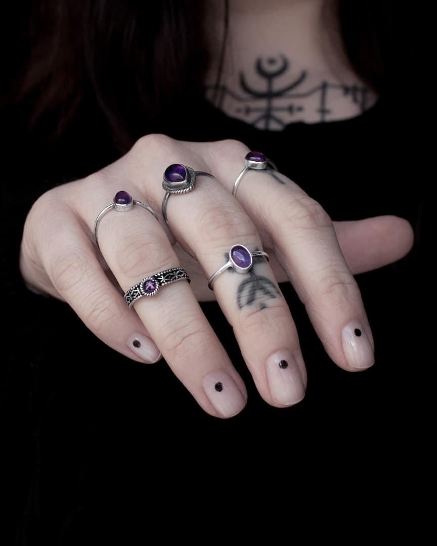 theia-amethyst-silver-rings-mimx-hellaholics theia-amethyst-silver-rings-mimx-hellaholics