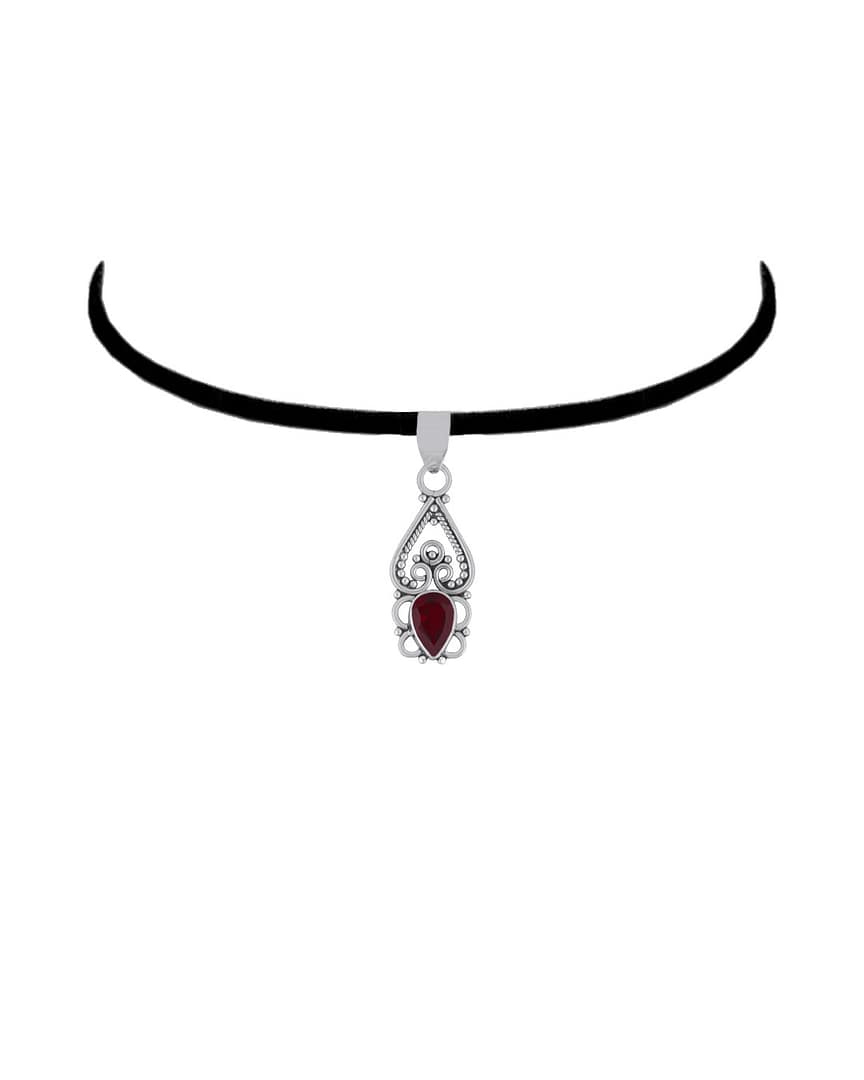 gina-garnet-cut-stone-silver-pendant-choker-hellaholics (1)