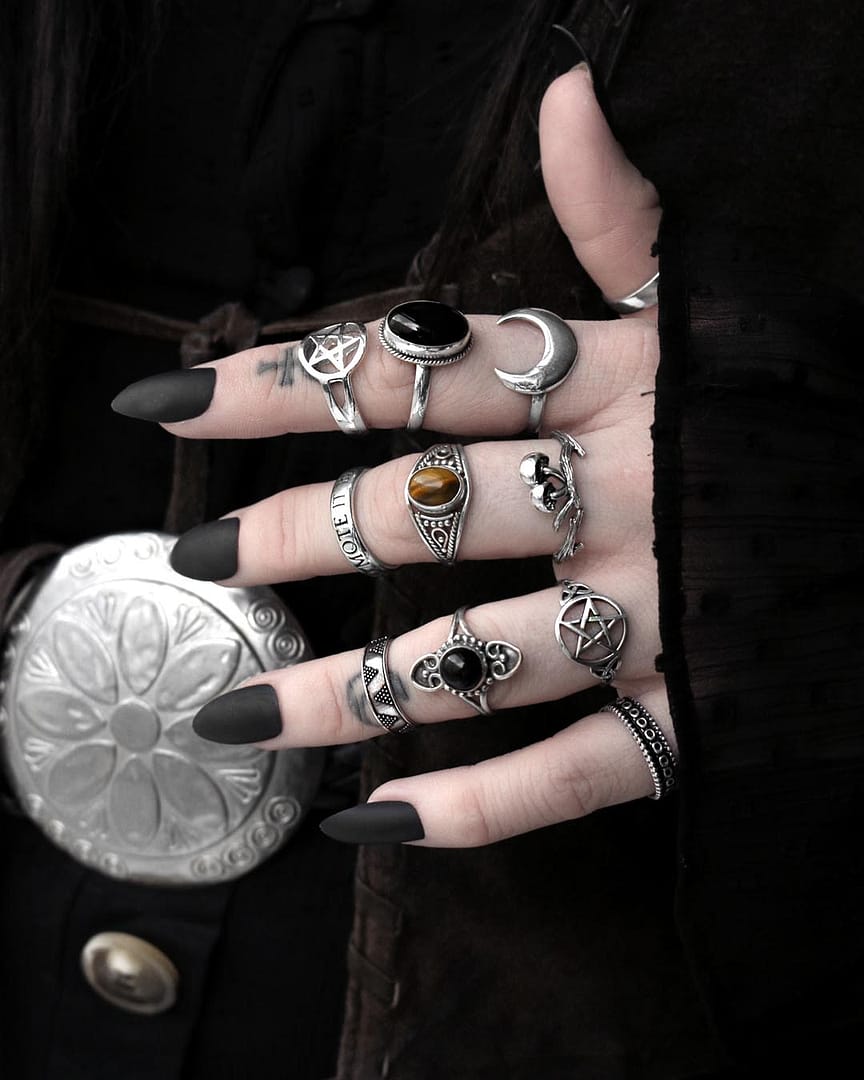 pentagram-so-mote-it-be-hunting-moon-mushroom-pagan-pentagram-gaia-onyx-aelia-tiger-eye-amadi-onyx-silver-rings-mix-hellaholics pentagram-so-mote-it-be-hunting-moon-mushroom-pagan-pentagram-gaia-onyx-aelia-tiger-eye-amadi-onyx-silver-rings-mix-hellaholics