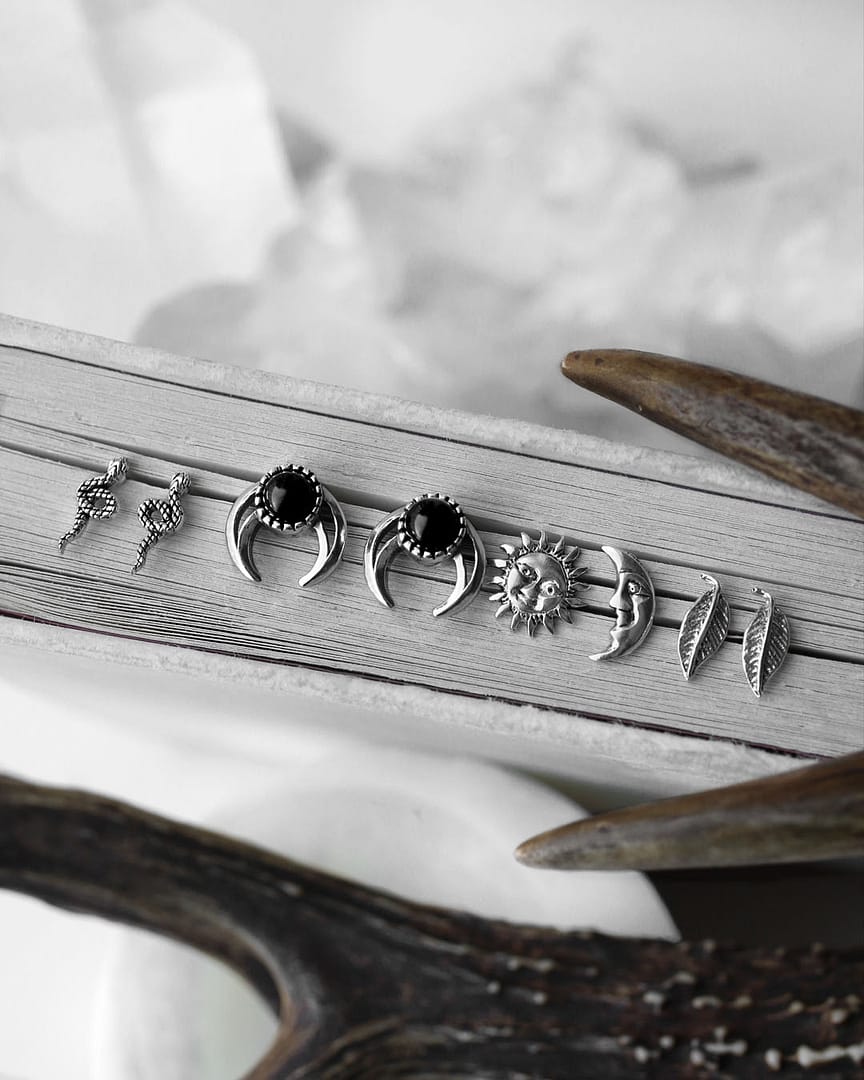 serpent-child-hunting-moon-onyx-sun-and-moon-leaf-silver-earrings-hellaholics