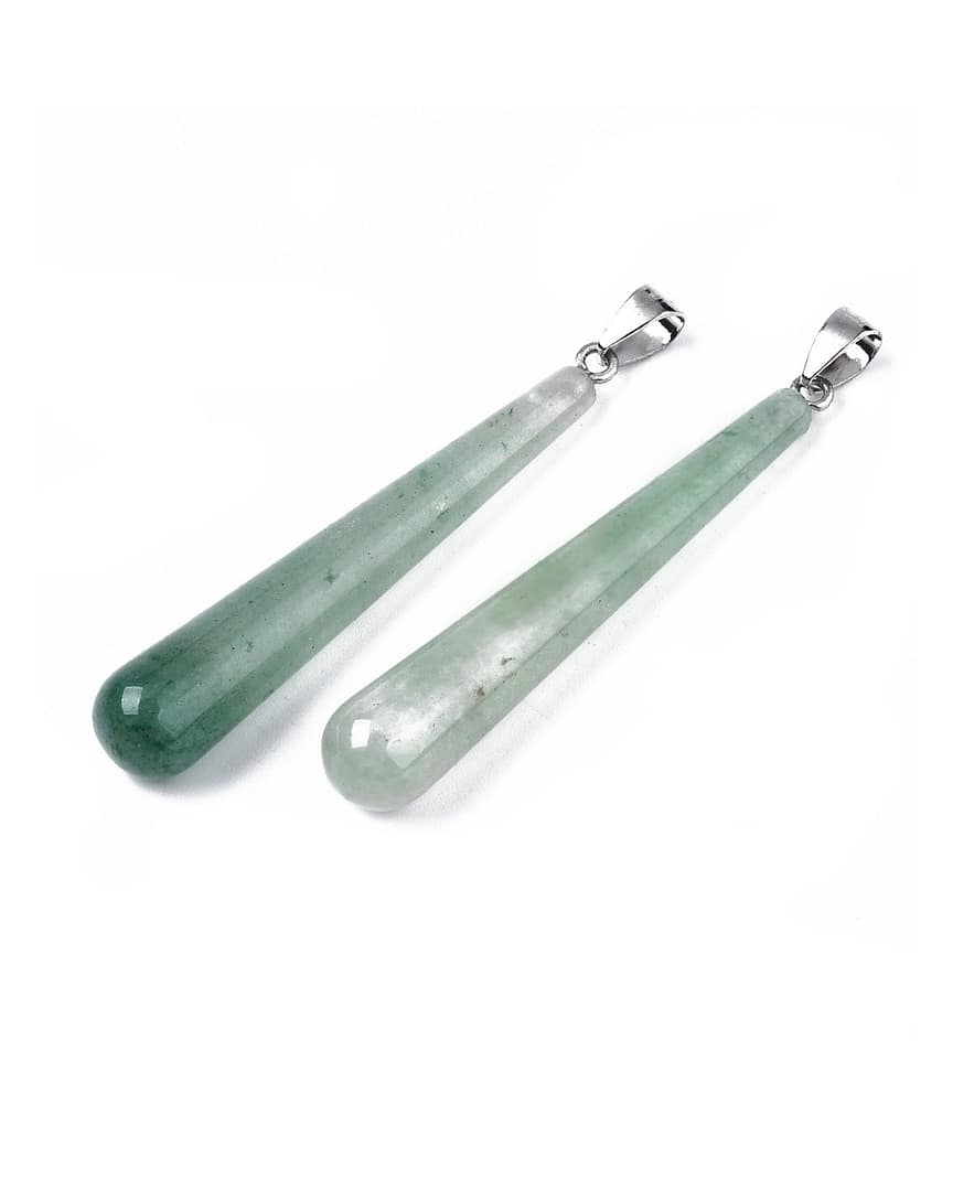 lavantia-aventurine-necklace-hellaholics-on-white-background lavantia-aventurine-necklace-hellaholics-on-white-background