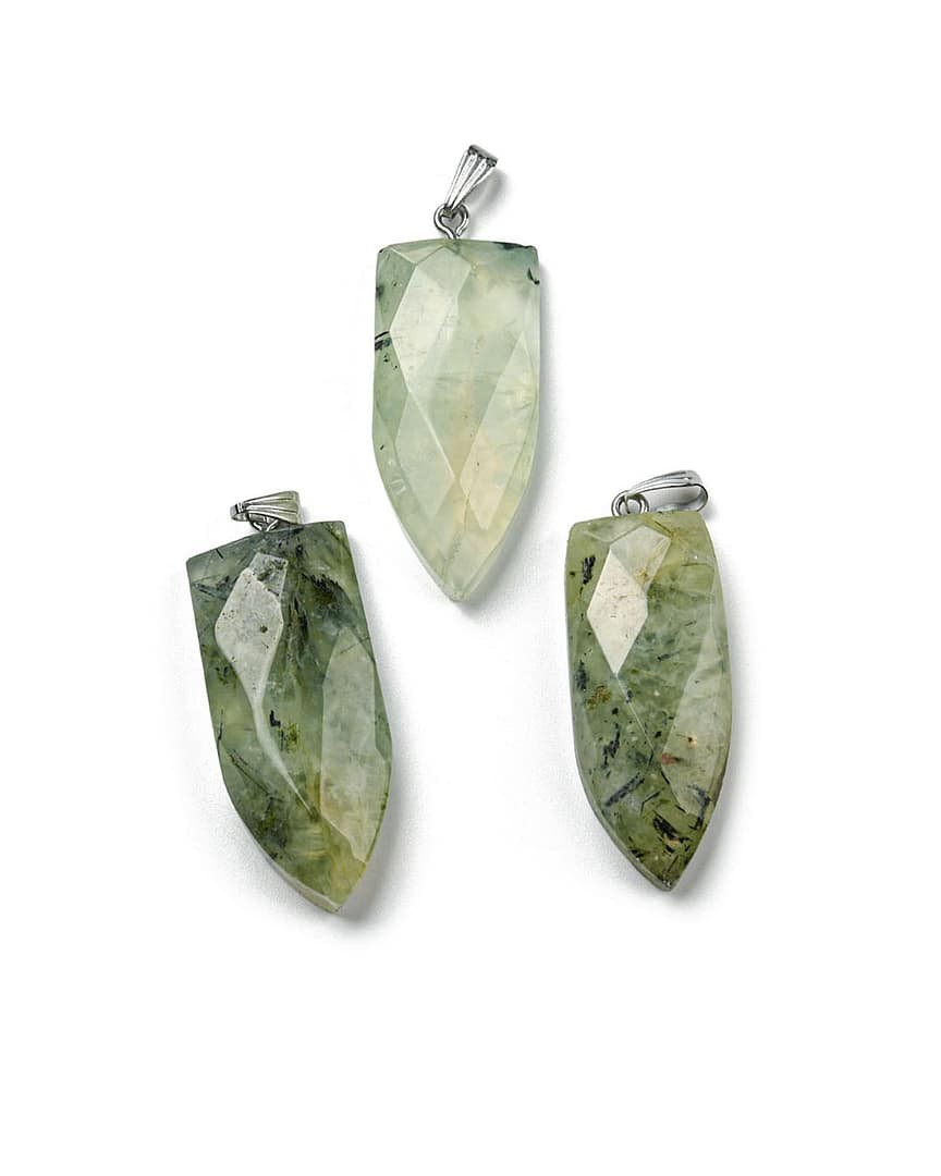 penelope-green-rutilated-prehnite-necklace-pendant-example-hellaholics penelope-green-rutilated-prehnite-necklace-pendant-example-hellaholics