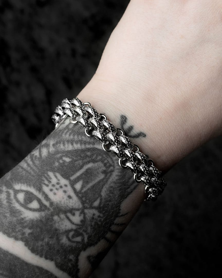 harlow-wide-stainless-steel-bracelet-hellaholics-on-wrist harlow-wide-stainless-steel-bracelet-hellaholics-on-wrist