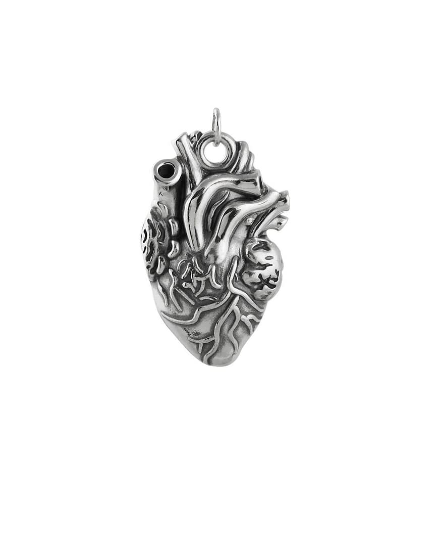 kardia-anatomical-heart-silver-necklace-front-hellaholics kardia-anatomical-heart-silver-necklace-front-hellaholics