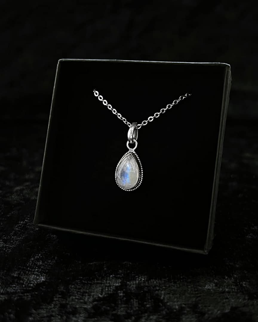 isolde-teardrop-moonstone-crystal-necklace-giftbox