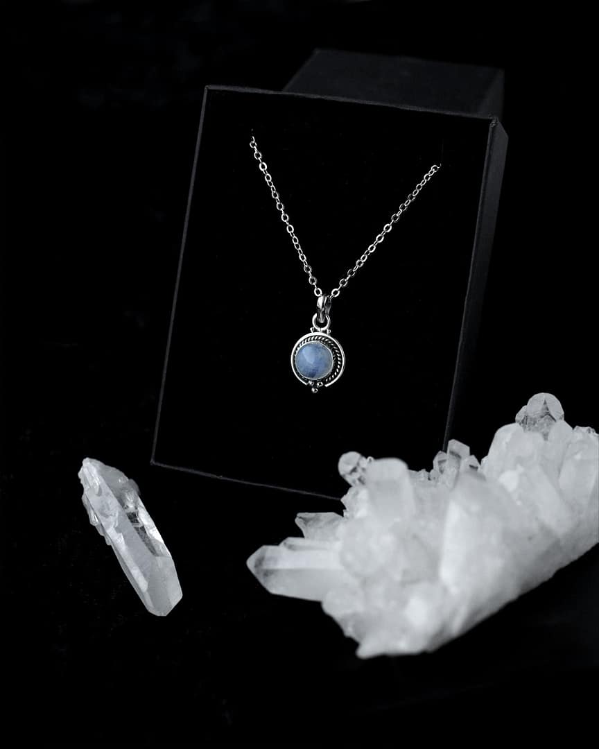 riya-moonstone-silver-chain-mood-dark-hellaholics riya-moonstone-silver-chain-mood-dark-hellaholics