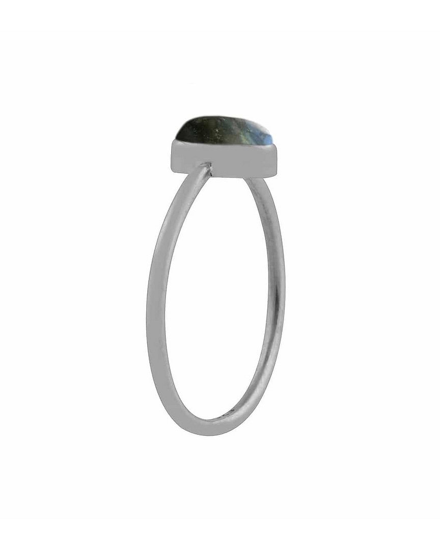 theia-labradorite-silver-ring-side-hellaholics Smal oval Sterling Silver Labradorite ring in blue and green colours on white background, side view