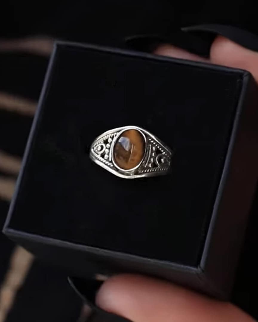 talismans-bestseller-aelia-silver-tiger-eye-stone-ring-hellaholics talismans-bestseller-aelia-silver-tiger-eye-stone-ring-hellaholics