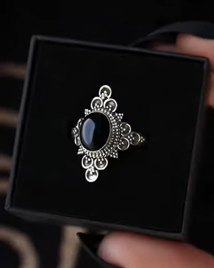 talismans-bestseller-ariana-silver-onyx-black-stone-ring-hellaholics talismans-bestseller-ariana-silver-onyx-black-stone-ring-hellaholics