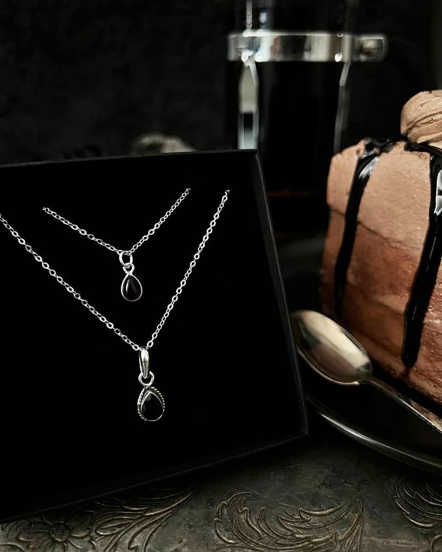 black-gift-box-large-double-necklace-combo-mood-hellaholics black-gift-box-large-double-necklace-combo-mood-hellaholics