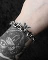 chrissie-stainless-steel-XL-chain-bracelets-hellaholics-on-wrist