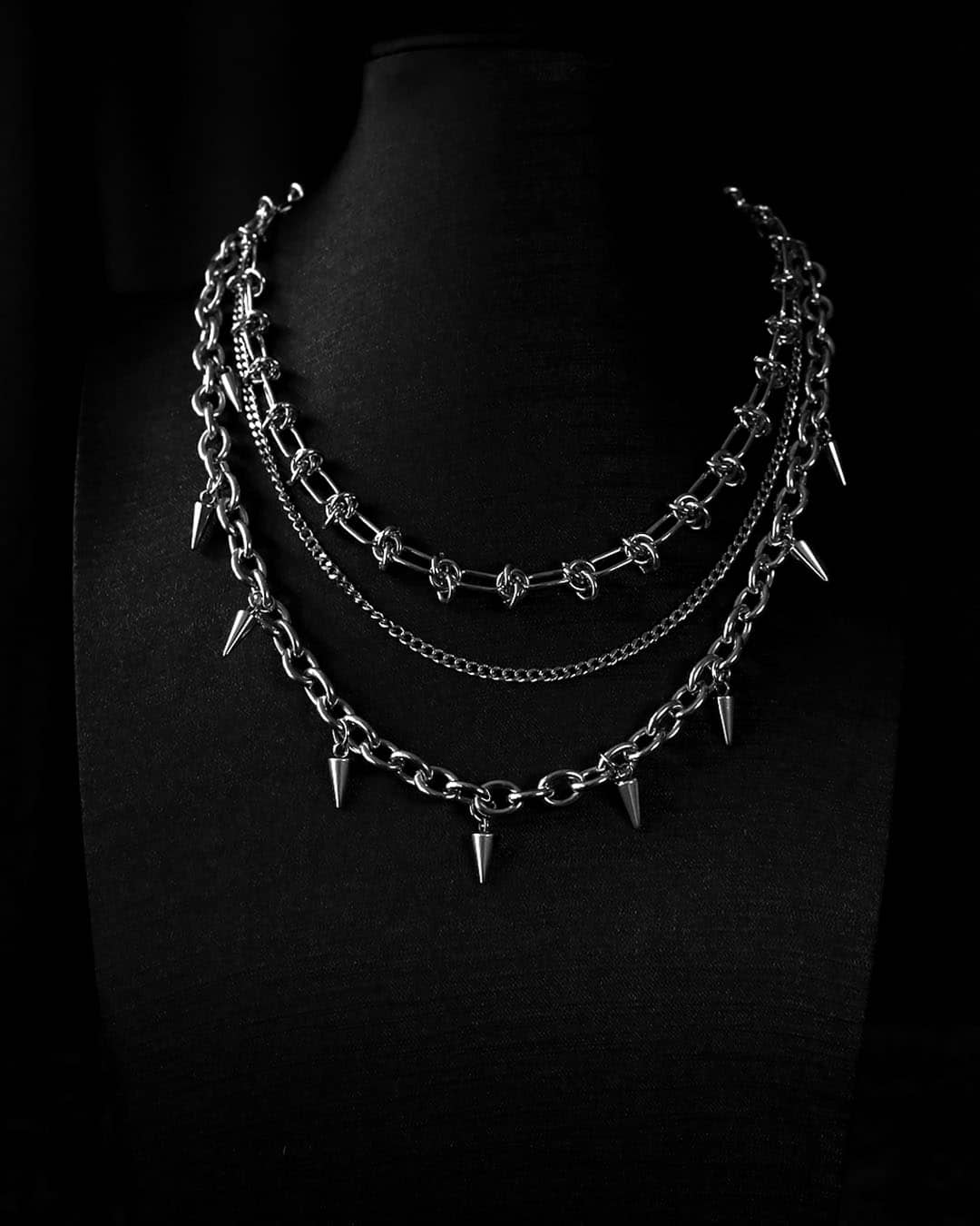 Spike necklace hotsell